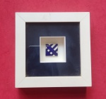 Colecionismo- Insigna estudantil !! graduação da Escola nivel de Ginasial !! dacada de 1950 !! emoldurado !! perfeito estado !!