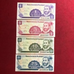 4 Cédulas da Nicarágua , peças flor de estampa !! Valores diferentes conjunto completo !!