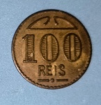 Ficha - Brasil Ficha de cassino antigo !! valor de 100 Reis !! material metal com inscrição em apenas um lado !! não identifica qual local !! poderia ser usada em jogos internos escondidos !!