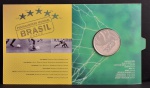 Moeda Comemorativa, Homenagem ao Penta Campeonato de Futebol, Valor 5 Reais, Ano 2002, Prata, Peso 27 g, Cartela Original da CMB, Proof - Flor de Cunho.