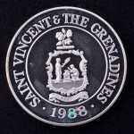 Moeda Estrangeira, SÃO VICENTE & GRANADA, Valor 100 Dollars, Ano 1988, Prata, Peso 130 g, Diâmetro 63mm, Flor de Cunho.