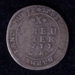 Moeda Estrangeira, ALEMANHA - Condado de HESSE - DARMESTÁDIO , Valor 10 Kreutzer, Ano 1733, Muito Bem Conservada.