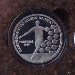 Moeda Estrangeira, PORTUGAL, Comemorativa a Copa do Mundo FIFA - Rússia / 2018, Valor 2,50 Euros, Ano 2018, Prata, Acompanha Estojo Original com Certificado, Proof - Flor de Cunho.