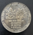 Medalha Comemorativa, Viajem do Papa João Paulo II à Bolívia, Data 9 à 14 de Maio de 1988, Prata 986, Peso 50,4 g, Diâmetro 50 mm, Flor de Cunho.