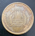 Medalha Comemorativa, Ponte e Túnel de Triborough - NY, Data 1930, Bronze, Muito Bem Conservada.