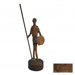 AGOSTINELLI , Mário,  Arequipa, Peru, 1915/2000 Escultórico executado em bronze representando Dom Quixote de La Mancha, assinado do lado esquerdo,  At. 20, base Diam. 8 cm.