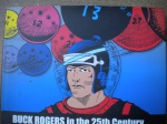 Gibi - BUCK ROGERS IN THE 25th CENTURY - The complete newspaper dailies: Volume seven 1938 - 1940 - Ano 2013 - Editora Hermes - Capa dura com Sobre capa - Formato 30 X 23 cm <<<<< Publicação americana no idioma inglês >>>>> Estado de banca, contendo 274 páginas, impressas em papel especial 150 gramas.