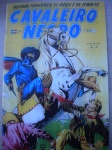Gibi - CAVALEIRO NEGRO - Nº 33 - Maio de 1955 - Editora RGE - Formato americano <<<<< Apresenta: NA TRILHA DO INOCENTE - Exemplar em fac-simile em excelente qualidade de impressão >>>>> Estado de banca, contendo 52 páginas.
