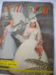 Revista - SÉTIMO CÉU - Nº 4 - Ano 1 - 30 de Maio de 1958 <<<< OBS. >>>> O formato deste exemplar é diferente das demais, sendo o seu formato o mesmo da Manchete. - Revista com o miolo em bom estado de conservação e a capa em regular estado. - Corte sem perda de 6 cm nas duas pontas da lombada. <<<< EMOCIONANTE NOVELA COMPLETA >>>> AMARGO DESPERTAR, sem informações de elenco ou outros mais. <<<< NOVELA >>>> O PREÇO DA GLÓRIA, em P&B, adaptação da obra prima de Henry Bataille La Femme Nue. 42 - 50,00