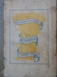 Livros Raros - 7ª Edição - Com autógrafo de Pierres Santos - MESSIDOR - Sutor Guilherme de Almeida - Ano 1947 - Editora Nacional - Livro número 1822 - Brochura - Formato 13 X 18 cm - Livro com o miolo em bom estado de conservação e a capa em regular estado, com leves manchas, contém 210 páginas - OBS. Lobada com alguns esfolamentos e pequenas falhas. :