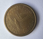 Americana - MOEDA DE 1 DOLAR - DOURADA - SÉRIE ÍNDIOS - Ano 2000 - Diâmetro 26,6 X 2 mm - Flor de cunho