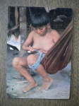 Cartão Postal - Brasil Nativo Nº 50 - INDIA UAIKÁ CONFECCIONANDO SEU COLAR DE MISSANGAS - Rio Marauiã - Alto Rio negro - Amazonas - Publicação de Gráficos Brunner - CARTÃO POSTAL NÃO CIRCULADO - Ótimo estado de conservação.