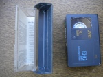 Colecionismo - ANTIGA FITA VHS-C - 30 -MARCA JVX - EHG-HI-FI - EXTRA HIGH GRADE - WAB 706 - TC-30 - Dimensões 9,00 X 6,00 X 2,00 cm - Observe que esta fita é diferente pelas suas dimensões. desconhecemos o aparelho que utilizava esta fita - Muito bem conservada, sem mofo