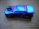 Colecionismo - MINIATURA DE CARRO - Whiplash 11120 - Maisioo - Carro em metal com rodas de borracha - 7,00 X 3,00 X 2,00 cm - Bem conservado - Made in China.