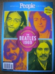 Revista - Especial PEOPLE Edition - THE BEATLES 1969 - Data 17 de Novembro de 2023 <<<<< FROM ABBEY ROAD TO LET IT BE - PUBLICAÇÃO AMERICANA NO IDIOMA INGLÊS >>>>> Firato 19 X 27 cm - Estado de banca, contendo 98 páginas, em cores, ricamente ilustradas, impressas em papel couche.