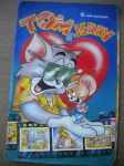 Álbum de Figurinhas - TOM & JERRY - Ano 1991 - Multi Editora - Formato 27 X 42 cm <<<<<< INCOMPLETO, FALTAM 25 FIGURINHAS >>>>>> Álbum em bom estado de conservação, com as figurinhas coladas. OBS. Corte, sem perda de 1 cm na ponta inferior da lombada. Pequenas marcas de dobras.