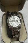 SEIKO - relogio automático, funcionando, precisa revisão.
