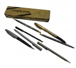 Lote contendo: diversas canetas