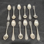 EBERLE - LOTE COM 12 COLHERES DE CAFÉ EM METAL ESPESSURADO A PRATA. MEDINDO  10.5 CM
