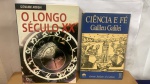 O LONGO SÉCULO XX, GALILEU GALILEU -  DOIS LIVROS:   *  MIOLO ÍNTEGRO , CAPA COM DESGASTES