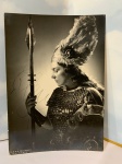 FOTOGRAFIA ASSINADA, 17X12. ELENA NICOLAI - -Stoyanka Savova Nikolova, mais conhecida pelo seu nome artístico Elena Nicolai, foi uma mezzo-soprano de ópera búlgara.