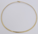 H. Stern - Gargantilha em ouro amarelo, 750 milésimos. Med. 43 cm aberta. Peso 22,7 gr. ( Por medida