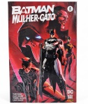 DC - "BATMAN / MULHER-GATO", nº 2. DC Black Label, Editora Panini Comics, em excelente estado de conservação. Revista em quadrinhos, preservada no plástico original de fábrica, nunca lida.