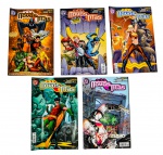 EDIÇÃO Nº 1 - DC - NOVOS TITÃS (05): "1ª Série", nºs 1, 2, 3, 4 e 5, datadas de julho a novembro de 2004, Editora Panini Comics, com 100 páginas cada. Título da capa: "A mais nova geração de heróis DC está de volta!".