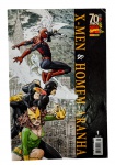 EDIÇÃO Nº 1 - MARVEL - X-MEN & HOMEM ARANHA: nº 1, datada de agosto de 2009, Panini Comics Editora, com 48 páginas. Capa com sinais. Interior íntegro.