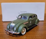 Chrysler Airflow 1936 die cast Silver scale 1/32 Exército dos EUA Die cast. Conservado na embalagem original, perfeito.