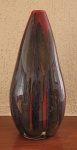 MURANO - Vaso em murano decorado com nuances de marron e vermelho vertical. Med.: 35cm