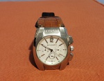 Relógio masculino BVLGARI Chronograph, quartzo, em excelente estado, pulseira de couro, funcionando.