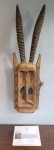 Arte africana -Masque Dagon Walu, originária de Mali "Bois" - Rara e muito antiga Máscara cerimonial esculpida em madeira rústica. Acompanha o certificado por Patrik Malisse. Med.: 87x22x17cm