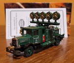 Matchbox YYM37632  Mercedes L5 1932 Spotlight Generator Truck (YYM37632) Boxed Metal Die Cast. Conservado na embalagem original, perfeito.