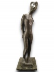 Escultura " Bruno Giorgi " medidas 80 x 25 x 25 cm.