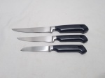 Kit de 3 facas em aço inox alemão WMF. Medindo a maior 25cm de comprimento.