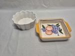 Lote de cachepot e travessa em cerâmica. Medindo 14cm x 14cm x 4cm de altura, leve bicado.