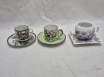 Lote de 3 xícaras de café em porcelana diversa, para colecionador.