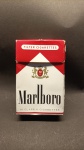 Carteira de cigarro MARLBORO