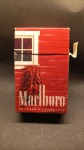 Carteira de cigarro MARLBORO