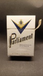 Carteira de cigarro Parliament