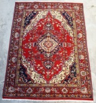 Tapete Tabriz. Rapé com restauro. Med. 3,45 x 2,50 cm.