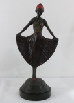 ART DECO- Linda escultura em bronze patinado representando " Egyptian Dancer ", base redonda.ao gosto " Chiparus " Med. 57 cm x 21 cm diâmetro. PESO 12 kg.