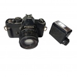 COLECIONISMO - Máquina fotográfica Phenix e flash Yashika MS-II, no estado.
