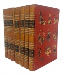 Parte de coleção de livros O MUNDO DA CRIANÇA, contendo 7 exemplares, edição de 1954 em português com capa de couro vermelha, contendo 200 paginas fartamente adornadas em cores. Mede 18 x 25,5cm.