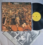 LP THE ROLLING STONES - IT'S ONLY ROCK 'N ROLL C/ ENCARTE // CAPA CONFORME FOTOS // DISCO EM MUITO BOM ESTADO // PODE CONTER RISCOS QUE CAUSAM CHIADOS, RUÍDOS OU PULOS
