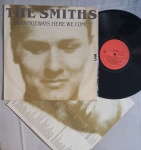 LP THE SMITHS - STRANGEWAYS, HERE WE COME C/ ENCARTE // CAPA CONFORME FOTOS // DISCO EM MUITO BOM ESTADO // PODE CONTER RISCOS QUE CAUSAM CHIADOS, RUÍDOS OU PULOS
