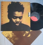 LP TRACY CHAPMAN C/ ENCARTE // CAPA CONFORME FOTOS // DISCO EM MUITO BOM ESTADO // PODE CONTER RISCOS QUE CAUSAM CHIADOS, RUÍDOS OU PULOS
