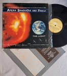 LP AFRIKA BAMBAATAA AND FAMILY - THE LIGHT C/ ENCARTE // CAPA CONFORME FOTOS // DISCO EM MUITO BOM ESTADO // PODE CONTER RISCOS QUE CAUSAM CHIADOS, RUÍDOS OU PULOS
