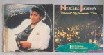 02 LPS MICHAEL JACKSON // CAPA CONFORME FOTOS // DISCO EM MUITO BOM ESTADO // PODE CONTER RISCOS QUE CAUSAM CHIADOS, RUÍDOS OU PULOS